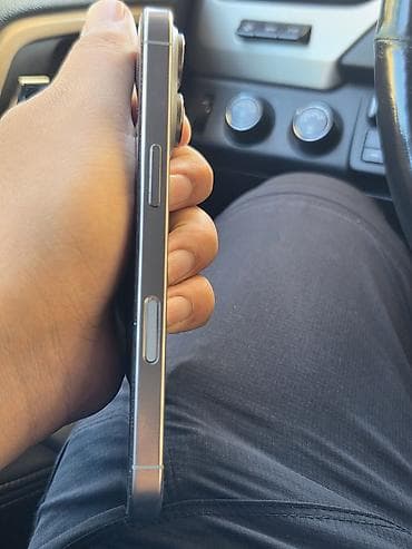 philips xenium 9@9d: IPhone 16 Pro, 256 GB, Natural Titanium, Face ID — 5
