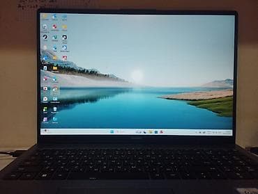 HUAWEI laptop satilir. 512 gb yaddaş 16 gb ram Inter core i5 2.10