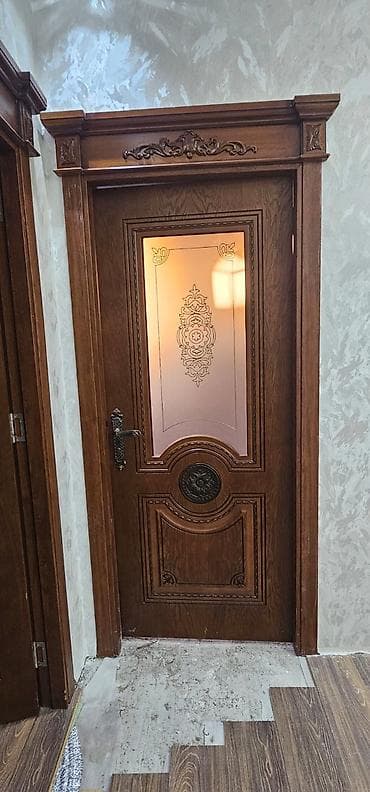 Крепежные изделия: Qapi baha alinib temiz agacdi apilka deyil salamatdi hec birinde — 1