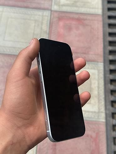 silver et ceken: IPhone 14, Ağ, Face ID — 2