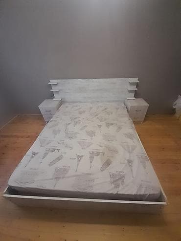 Normal veziyetddedi.100 manat .son qiymet