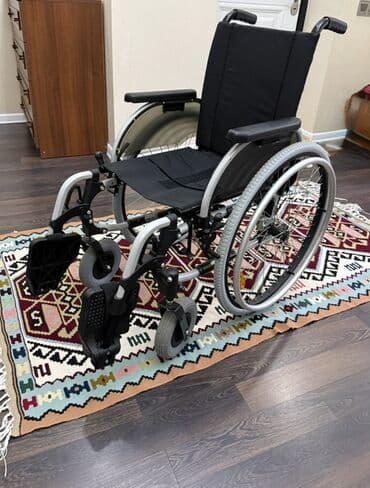 Tibbi avadanlıq: Ottobock əlil arabası - Brend/model: Ottobock (arxa söykənəcəkdə — 3