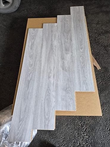 Açıq boz ağac naxışlı laminat döşəmə panelləri - Material: yüksək