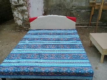 təzə taxt: Taxt
Teze hazirlari var — 3