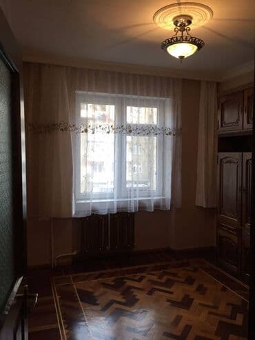 rabocide satilan evler: Bakı, 5 otaqlı, Köhnə tikili, m. Əhmədli, 100 kv. m — 2