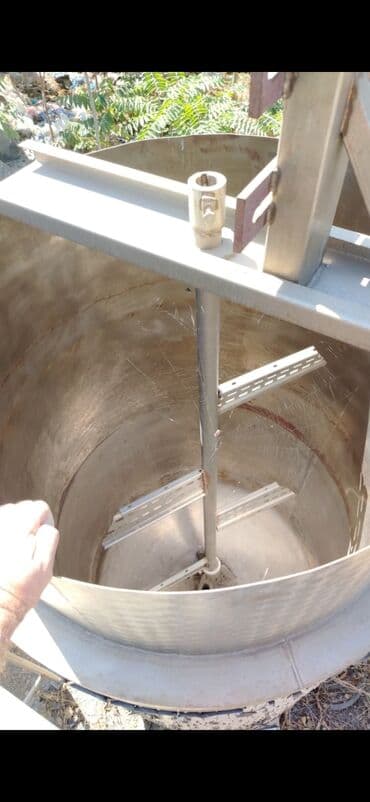 çənlər: Bak, Paslanmayan polad — 4