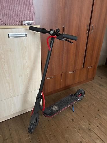 Elektrik nəqliyyatı: İşlənmiş Elektrik samokat 8", 501 - 750 Vt, 26 - 35 km/s, Ünvandan götürmə, Pulsuz çatdırılma, Ödənişli çatdırılma — 1