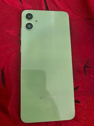Samsung A10e, rəng - Yaşıl