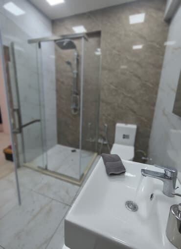 hamam duşu: Yeni Üstü açıq kabina, Künc üçün — 1