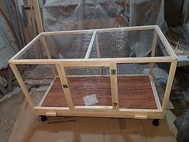 qəfəs böyük: Təzə yığılmış böyük ölçülü qəfəsler altı setka ustu padnoslu yerden — 1