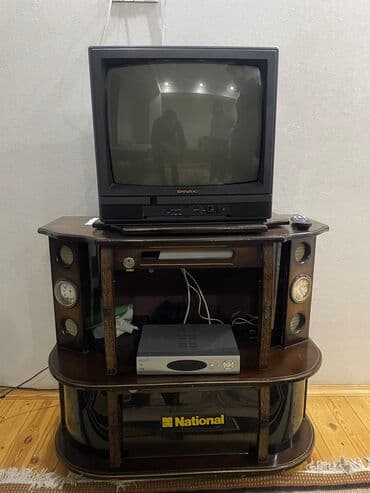 продам старый телевизор: Shvaki televizor 40 manat, televizor altlığı ilə birlikdə 60 manat — 1