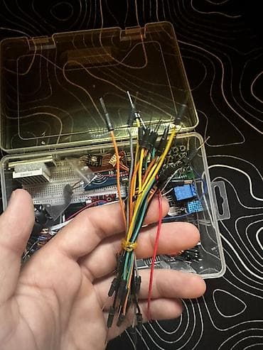 Инструменты: Arduino UNO əsaslı elektronika dəst’i Yeni qiymət: 60 AZN (şəkildə — 6
