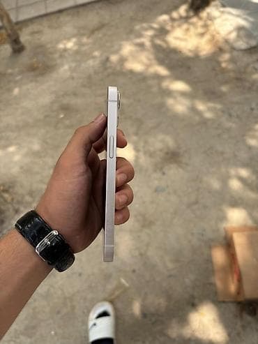 ıphone 18: IPhone 13, Ağ, Qırıq — 5