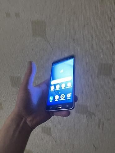 samsung telefonlar: Samsung Galaxy J5 2016, rəng - Qara, İki sim kartlı — 2