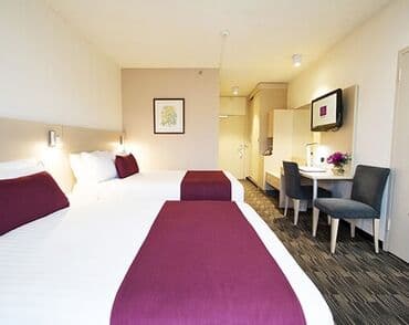 Hostel bir gun 8 azn bakida en ucuz hostel, gozel hostel bakida