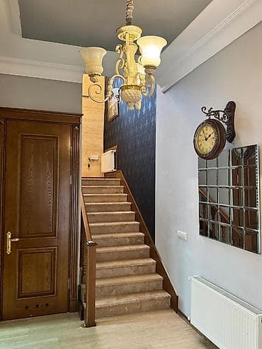 Продажа домов: 5 комнат, 280 м² — 3