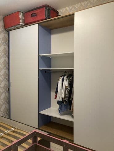 kiçik dolab: Kupe, 3 qapılı Düz dolab, Qarderob, paltar dolabı — 3