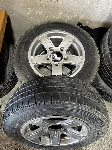 oyuncaq masin type 1: Teker disk ela veziyyetde az surulub zavod Chevrolet nivanin usdunde — 2