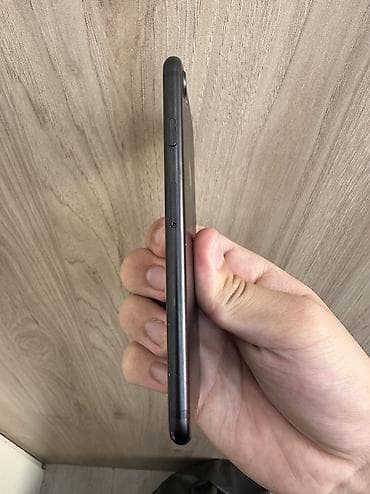 iphone 7 red: IPhone 7, 32 GB, Matte Space Gray, Zəmanət, Kredit, Barmaq izi — 5