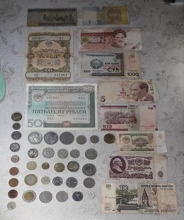 Kolleksiya üçün müxtəlif ölkə və dövrlərə aid kağız pul⁸lar və — 2