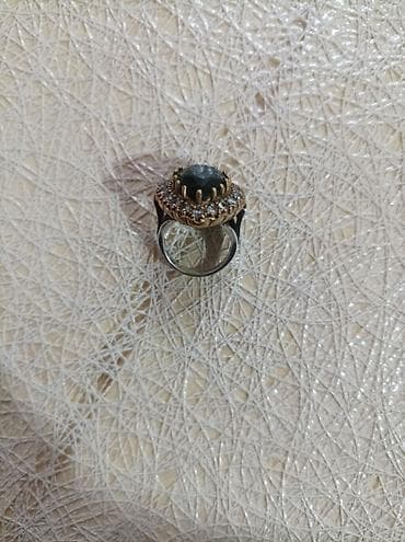 qizil alan: Zərgərlik üzüyü. Gümüş uzk - Böyük damla formalı yaşıl daşlı dizayn — 8