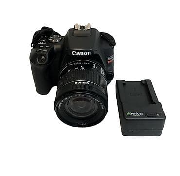 Canon EOS DSLR fotoaparat + Canon EF‑S 18‑55mm f/3.5‑5.6 IS II