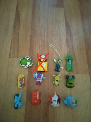 Kinder oyincaqlari qiymet secdiniz oyincaga baglidi barter bezen