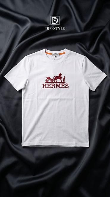 Hermes loqolu qısaqol T‑şört - Rənglər: tünd göy, ağ, qara - Ön — 2