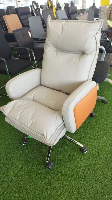 Yeni, Təkərli, Dəri