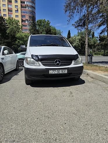 Mercedes-Benz Vito yük mikroavtobusu - Korpus: ağ rəngli, qapalı yük — 2