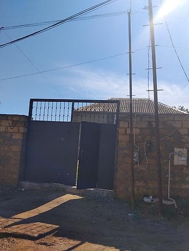 gence ev satilir: 3 otaqlı, 70 kv. m, Kredit yoxdur, Orta təmir — 1