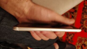 Audio: IPhone SE 2020, 128 GB, Ağ — 3