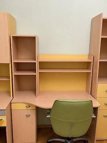 icinde oyunlarla: Oğlan və qız üçün, Yeni, 2 təknəfərlik çarpayı, Yazı masası, Dolab, Tumba — 6