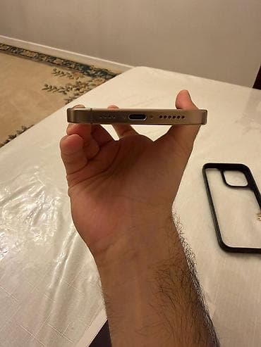 IPhone 16 Pro Max, 256 GB, Desert Titanium, Barmaq izi, Simsiz şarj, Face ID — 7