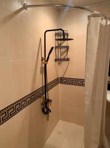 sumqayıtda 2 otaqlı mənzillər: Həzi Aslanov metrosuna yaxin Gence prospektində 16 mertebeli binanın — 8