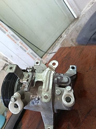 w212 kompressor: Salam orginal yeni kampressor qarajda qalib herseyi islekdi malıma — 1