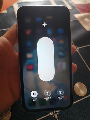 6 s plus: IPhone 11, 128 GB, Ağ, Zəmanət, Simsiz şarj, Face ID — 7