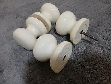 двери железные: (4 ədəd dəst)
Новые ручки для двери,дерево,вместе 10 манат — 3