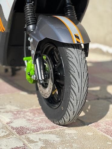 elektro maped: Salam moped 60 volt 40 ah lithiyum. Sürət 55-65 mühərrik 800 wat, tam — 6