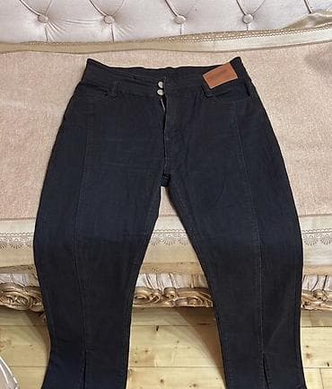 Qara rəngli şalvar - Material: cins parça, az elastik Çatdırılma lalafo.az -da Qara rəngli şalvar - Material: cins parça, az elastik Çatdırılma