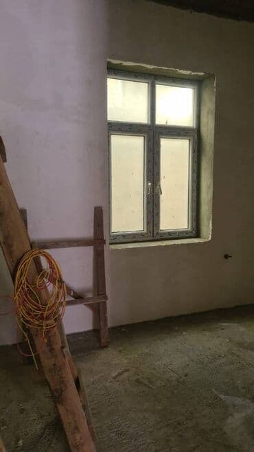 komsomol dairesi: 4 otaqlı, 160 kv. m, Kredit yoxdur, Orta təmir — 16