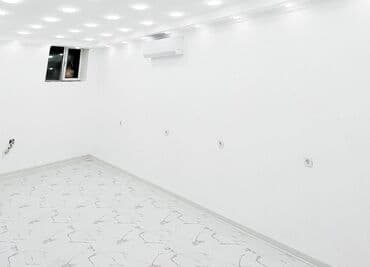 киоск в аренду: 28 may Salatin Əsgərov küçəsi, 28 may metrosunun 2-ci çıxışının — 8