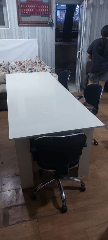 стол для конференций: Konfrans masası kurs ofislər üçün təmiz səliqəli ətrafına 10 nəfər — 4