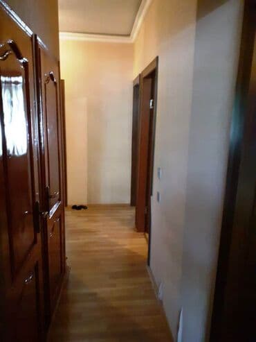 9 ci mikrorayon satilan evler: Bakı, 3 otaqlı, Köhnə tikili, m. Neftçilər, 80 kv. m — 14