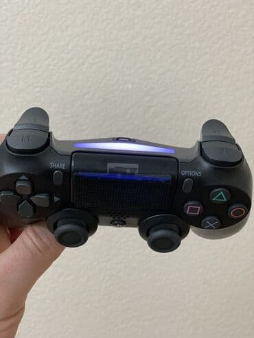 купить playstation 4 в баку: Ps4 pult pultu
Cosiq josik
Karopkadan çxma təzə
Konsolu — 7