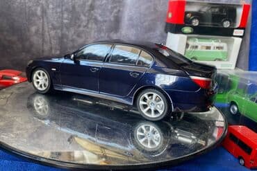 metbex tavan modelleri: Коллекционная модель BMW 545i E60 dark blue 2008 KYOSHO Scale 1:18 — 13
