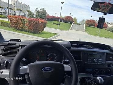 Ford Transit: 2.2 l | 2013 il 175165 km Van body type