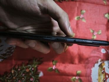 Фото и видеокамеры: Samsung Galaxy A71, 128 ГБ, цвет - Черный, Две SIM карты — 3