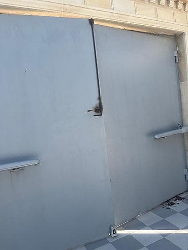 Həyət darvazaları: Darvaza Ölciləri Hündürlüyü 3 metrə Eni 3,50 pasi çürüyü yoxdur — 2