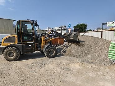 WOLF WL160 kompakt ön yükləyici (skid-steer tipli təkərli yükləyici)